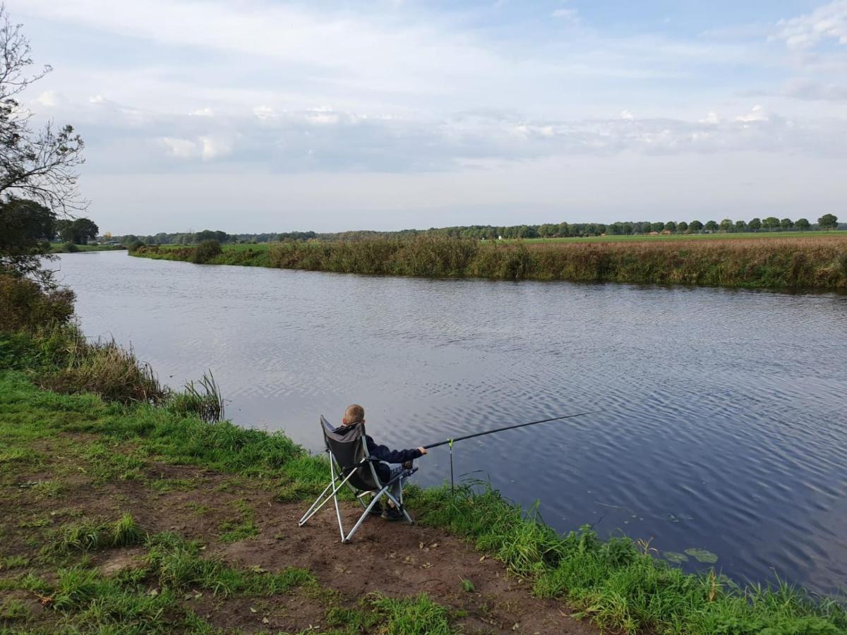 Vakantiehuis De Veldhoen Vrijgelegen Nabij De Rivier De Vecht Beerze Eksteriør billede